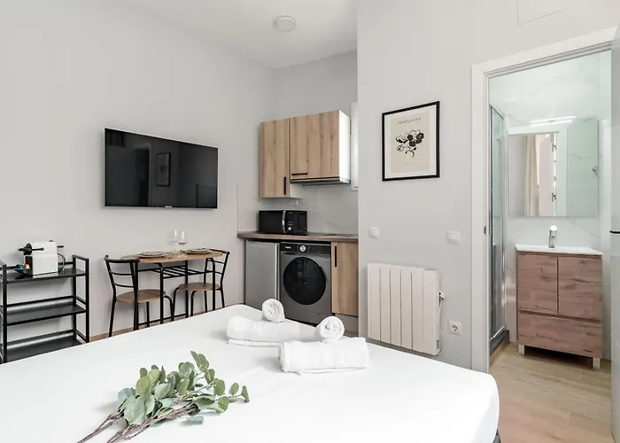 Charming Villa De Vallecas